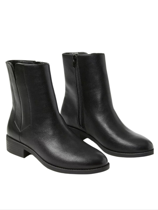 LOFT Shoes - NEW! ANN TAYLOR LOFT Minimalist Flat Ankle Boot Classic Black Faux Leather 10.5.